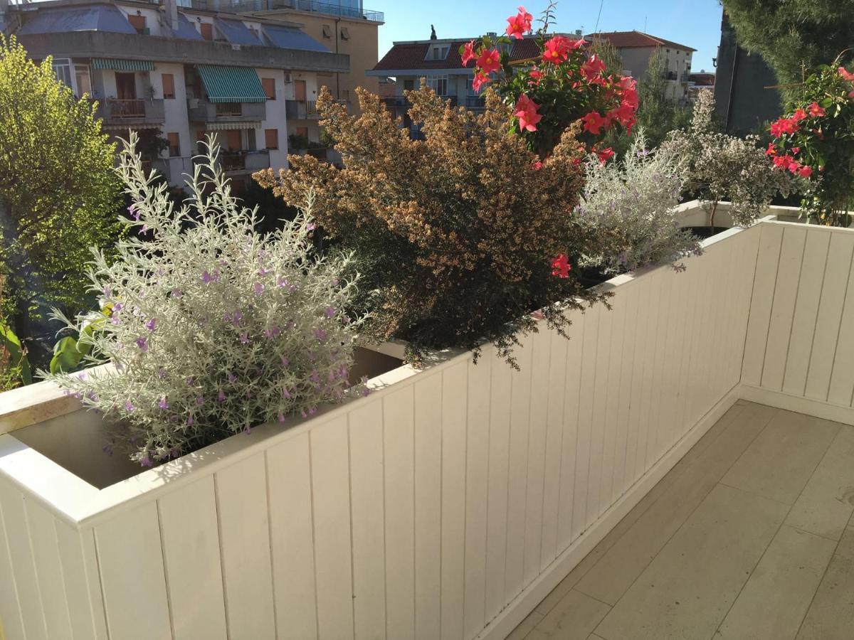 Bed and Breakfast A Casa Di Lolu Grottammare Exterior foto